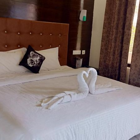 Hotel 7 Heights Mussoorie Ngoại thất bức ảnh