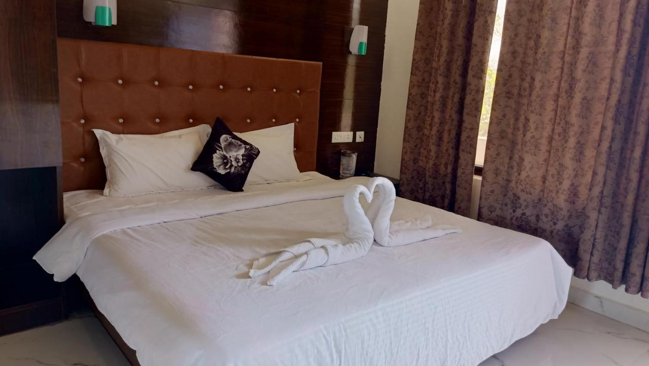 Hotel 7 Heights Mussoorie Ngoại thất bức ảnh